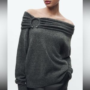NWT ZARA SWEATER OFF THE SHOULDER